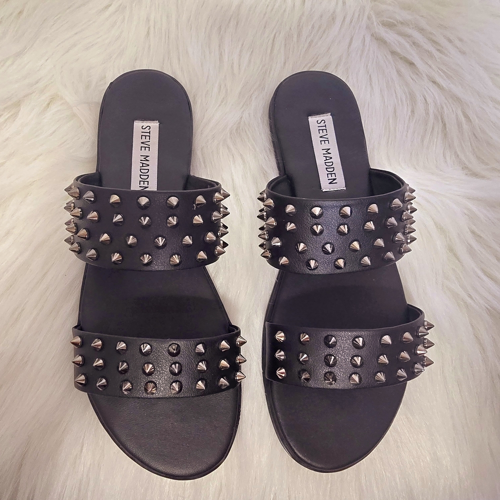 Steve Madden Black Studded Women's Sandals. Never Worn